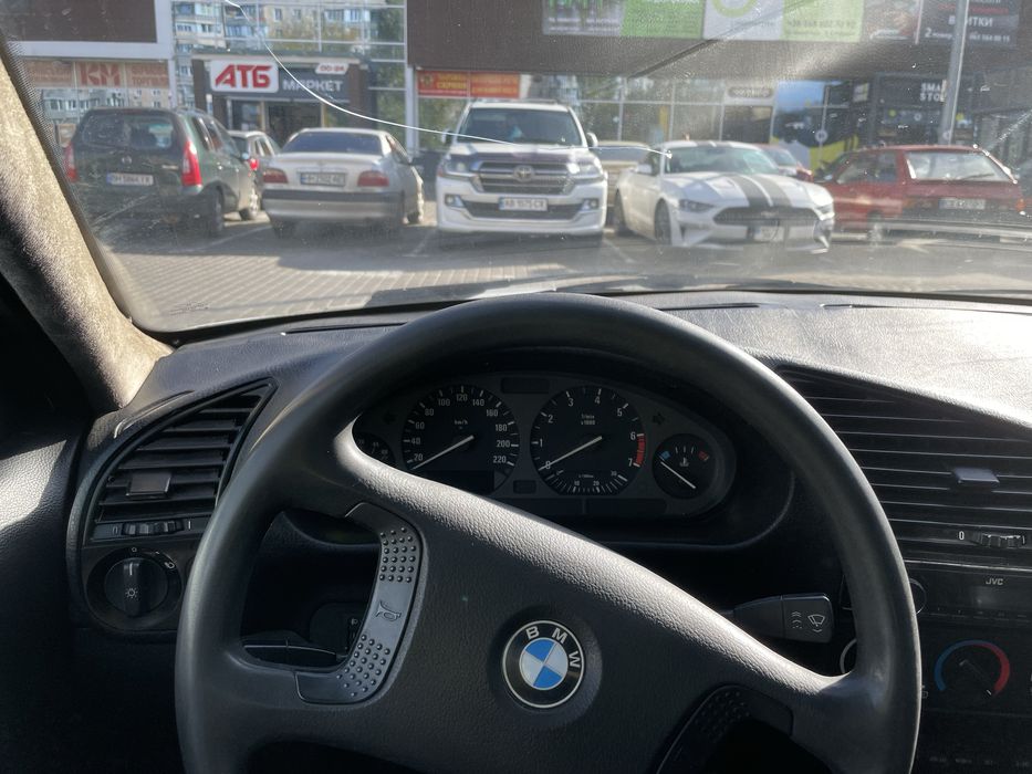 Продам BMW E36 мтех