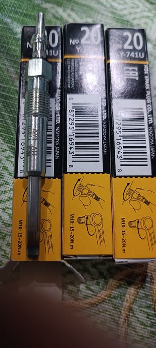 Velas NGK N° 20 Y-741U novas