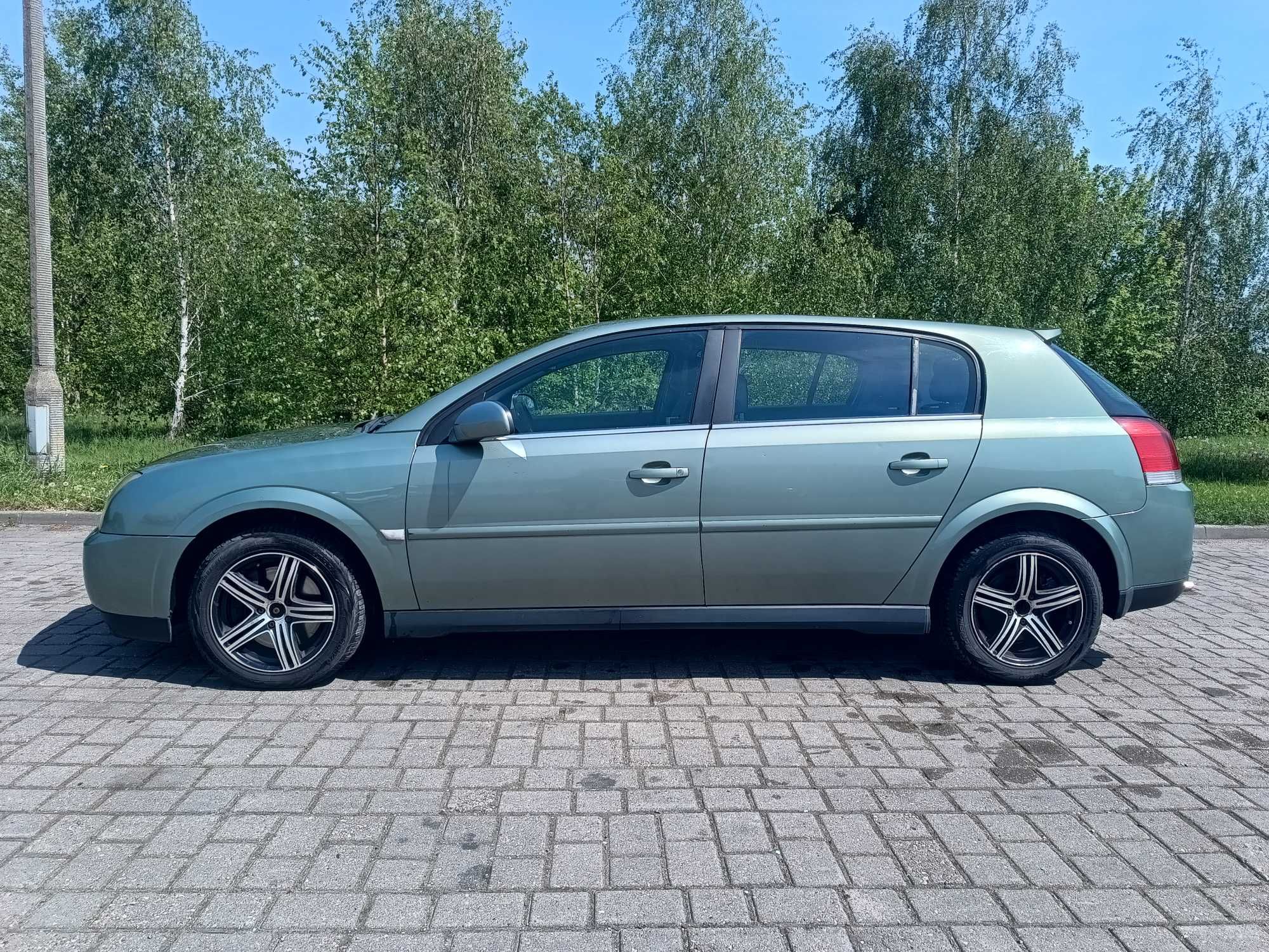 Opel Signum 3.0 CDTI V6