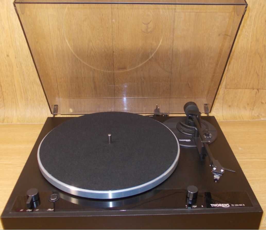 Проигрыватель пластинок Thorens TD-280mk-III