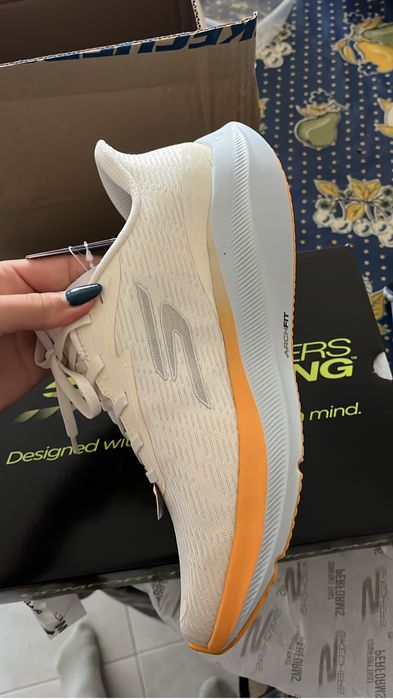 Corrida - Sapatilhas Skechers Aero Pulse, Nunca usadas com caixa