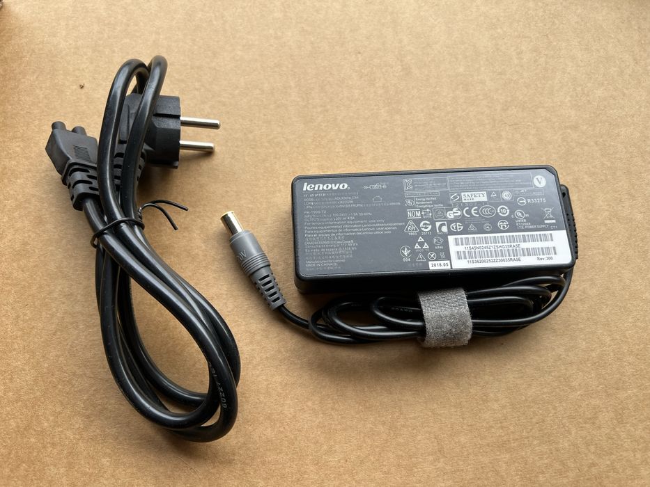 Зарядне зарядка LENOVO 20V 4.5 A 90w 7.9x5.5 8.0 Блок живлення леново