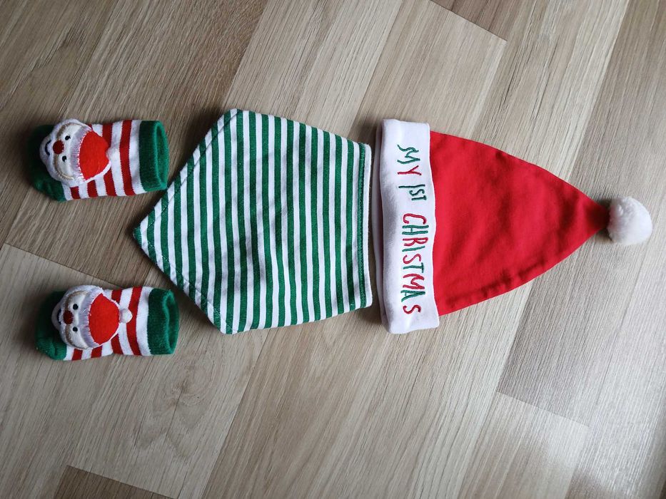 Zestaw świąteczny czapka mikołaja skarpetki