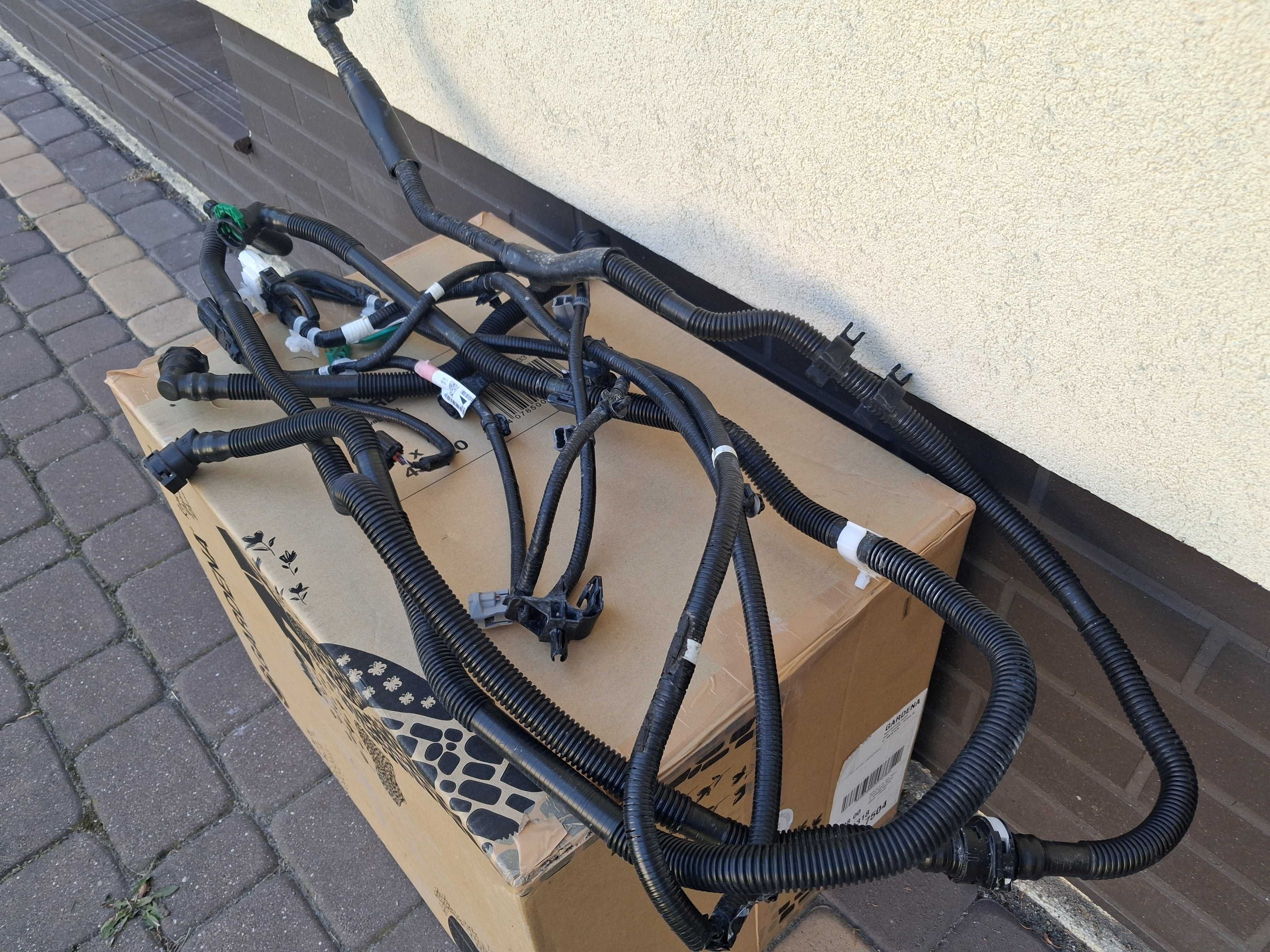 Toyota Sienna 2.5 Hybrid XL40 21- rury filtra węglowego oparów paliwa