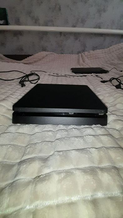 Ps4 slim 1 TB З іграми, Обміняю на пк пишіть в лс