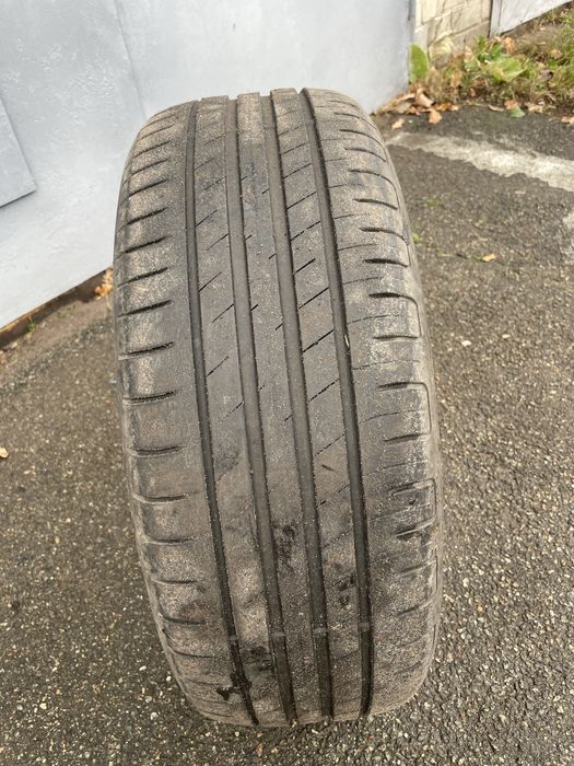 Шина good year 205 55 r17