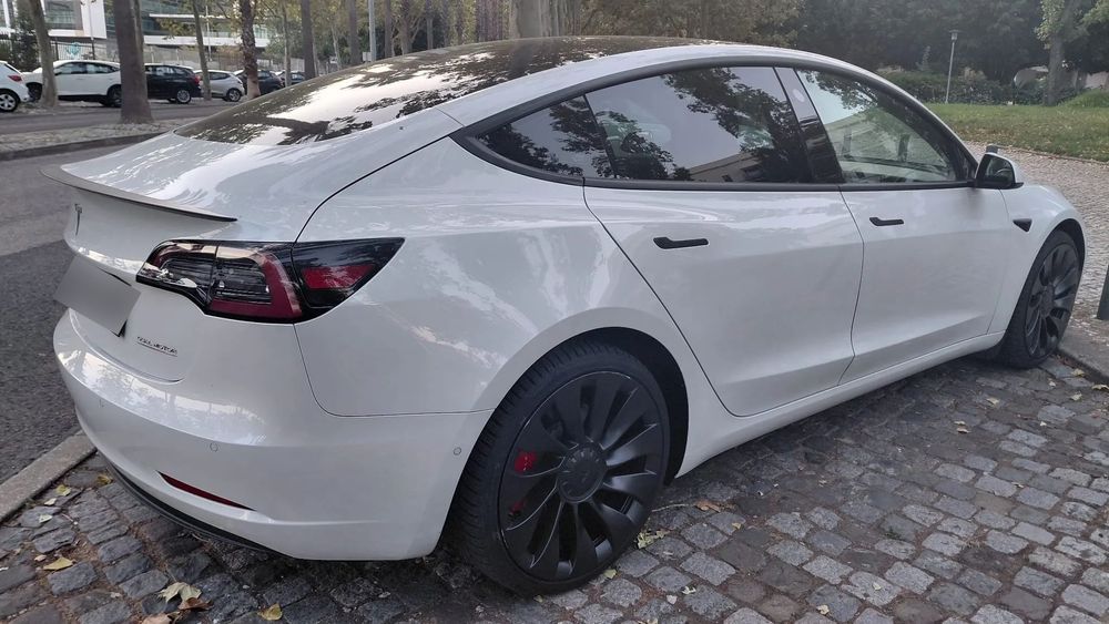 Tesla Model 3 Performance Tração Integral