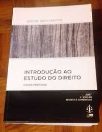 Livros Direito sortidos