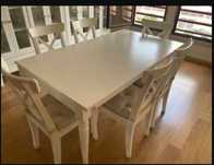 Mesa extensível + 6 cadeiras brancas e almofadas_RESERVADO