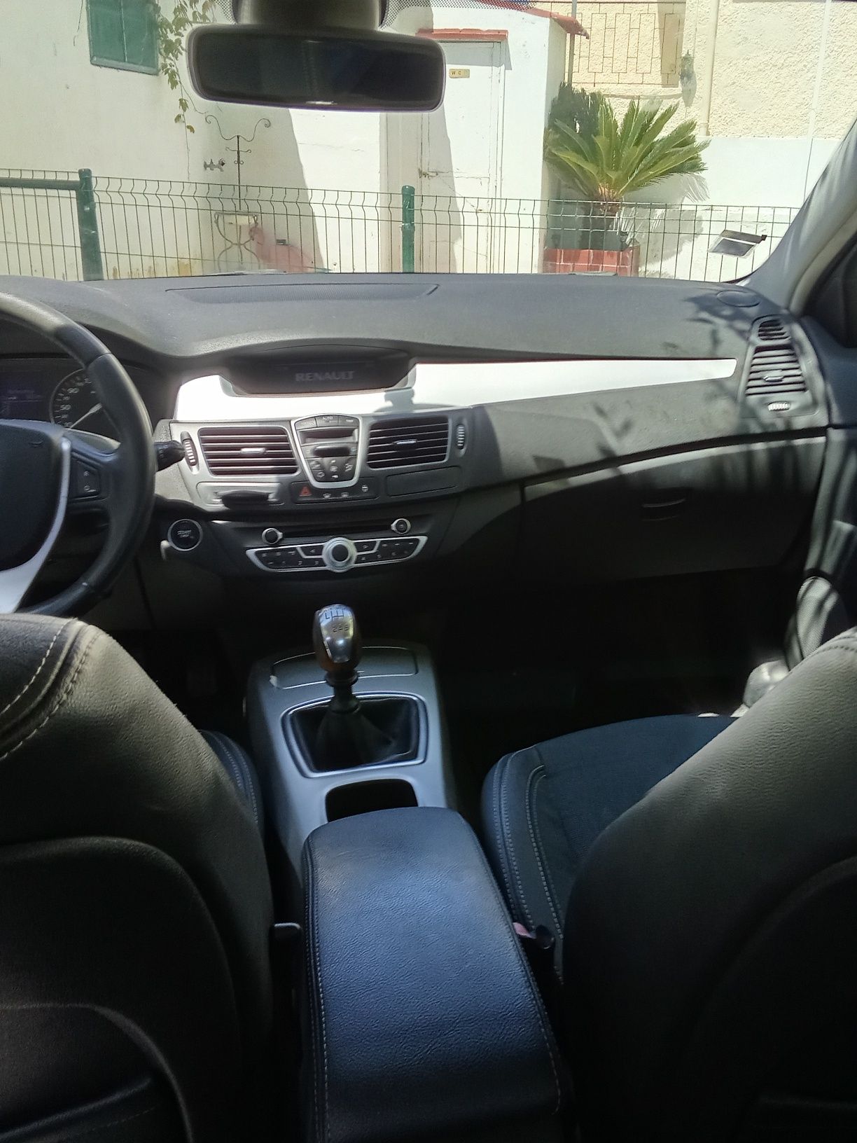 Renault laguna 3  1.5  diesel, muito econômico..
