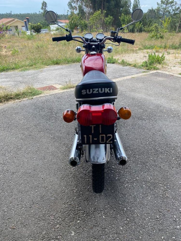 Mota Suzuki GT 125