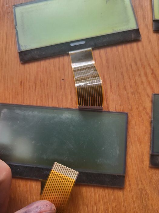 Дисплеї,LCD-модулі