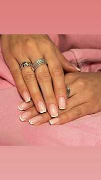 Przedłużanie i stylizacja paznokci