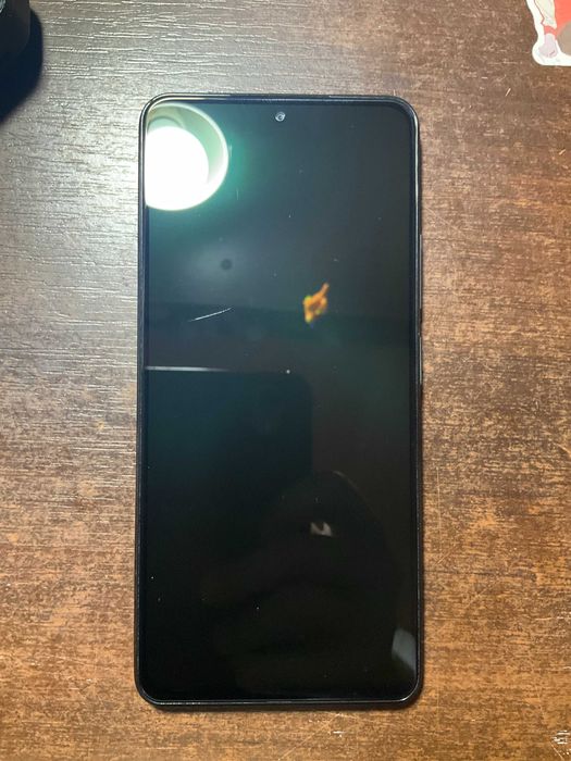 Продам телефон POCO F3 256 ГБ Идеальное состояние Полный комплект