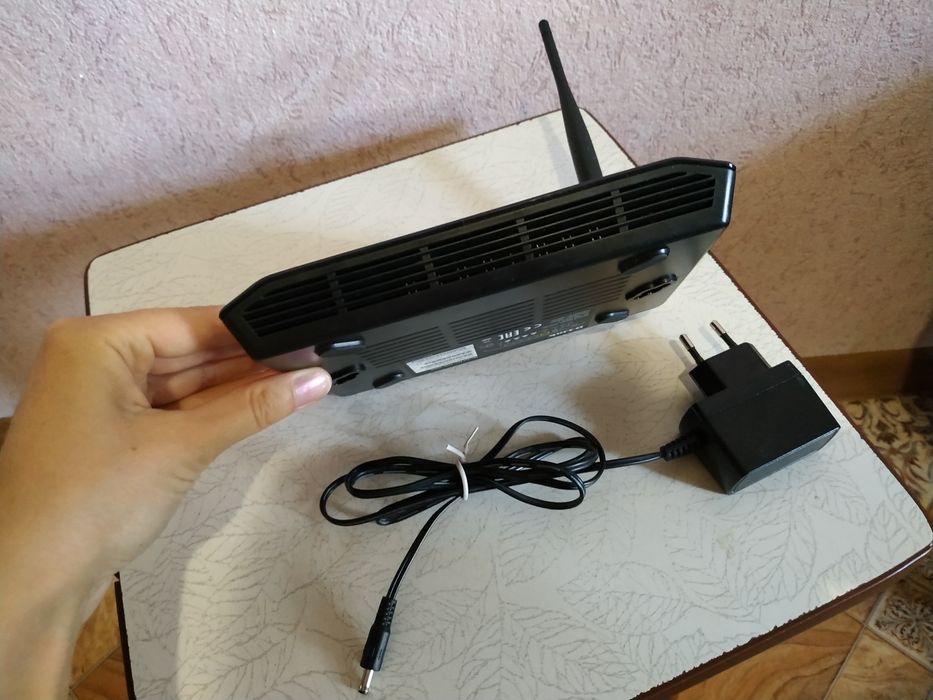 Роутер D-Link  DIR-300S