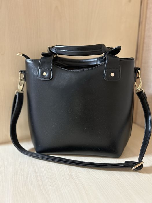 Продам жіночу сумку