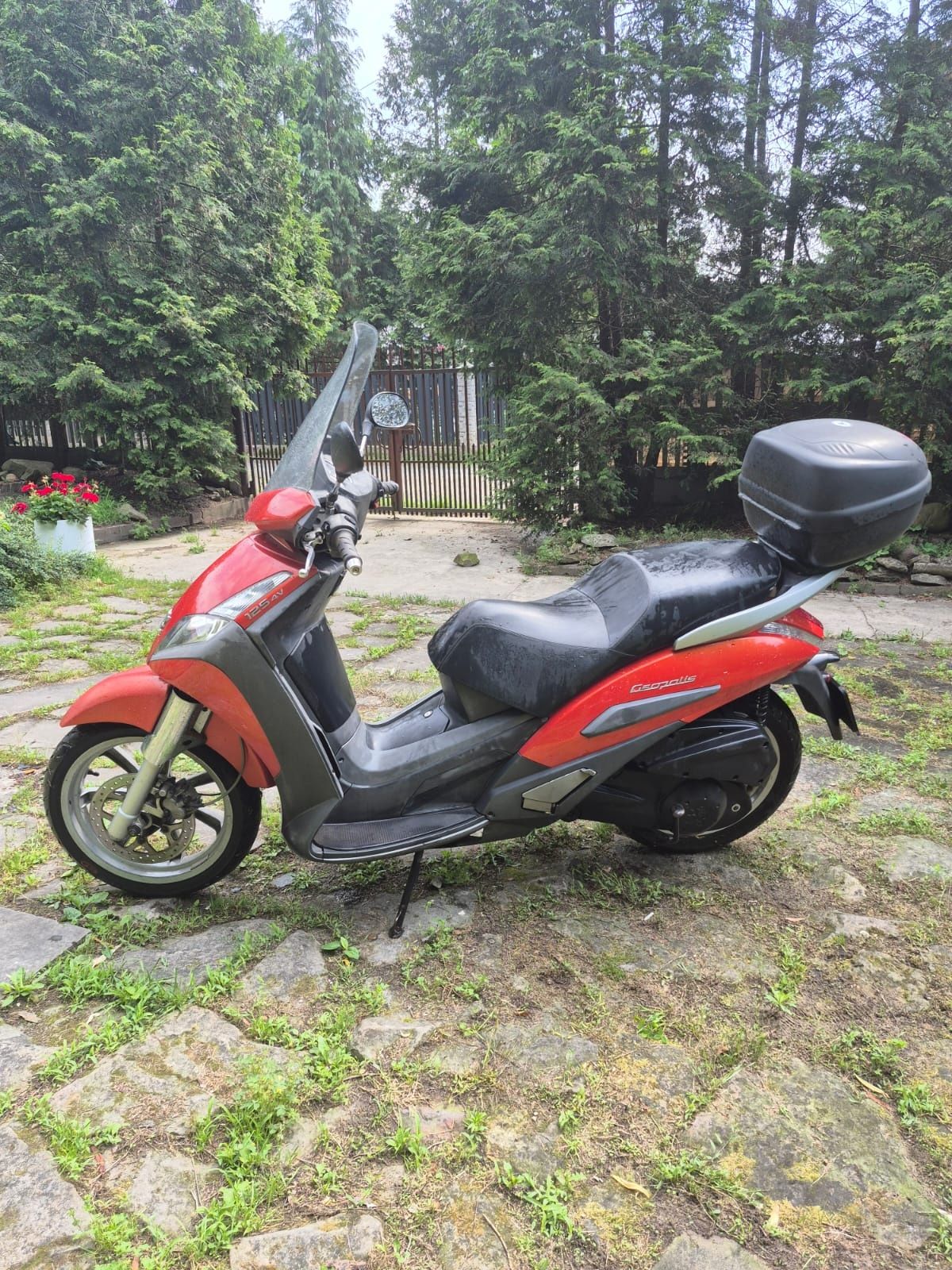 Peugeot geo Polis skutek 125