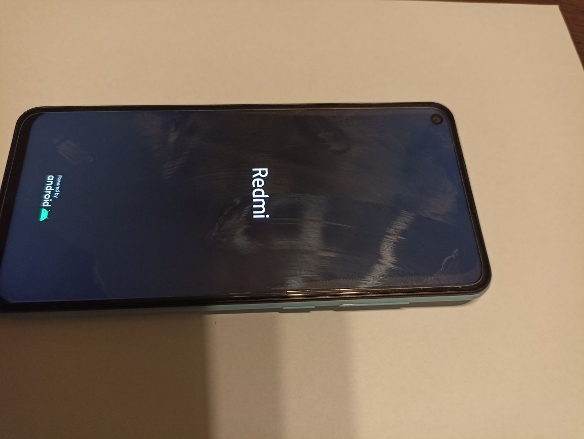 Telefon redmi note 9