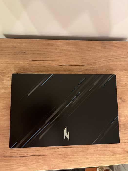 Acer Nitro V 15 i5-13420H / RTX 4050 / 16GB RAM / 512GB SSD