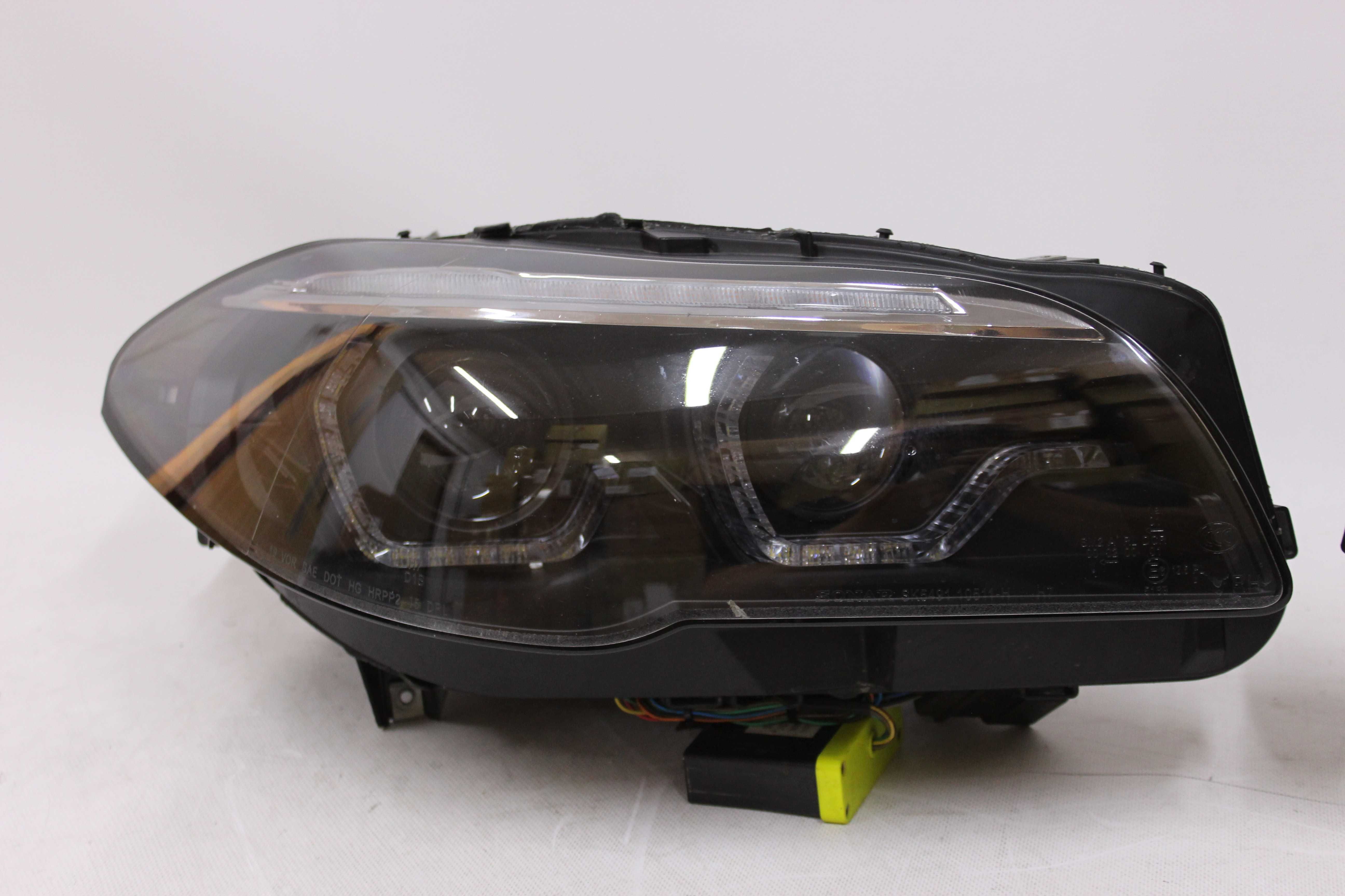 Lampy przednie przód BMW F10 F11 10-13 XENON SKRĘTNY U-BAR LED DYNAMIC