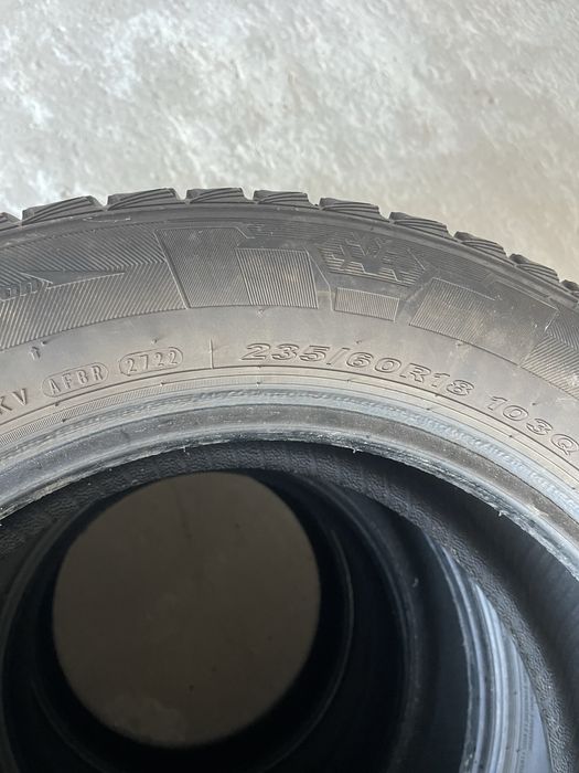 Резина NEXEN зимова 235/60R18