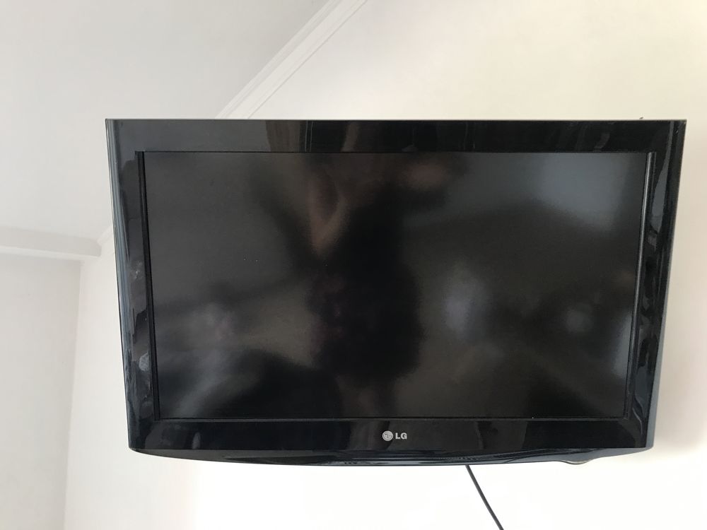 Телевізор LG 32 “