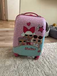 Продам чемодан детский LOL