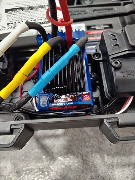 Carro rc Traxxas Ford raptor +80km/h