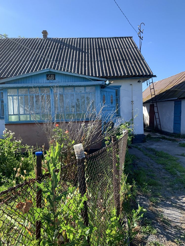 Продається будинок р-н Площа Слави
