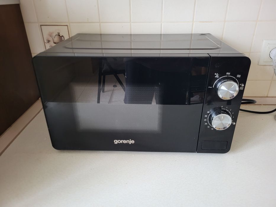 Мікрохвильова піч Gorenje