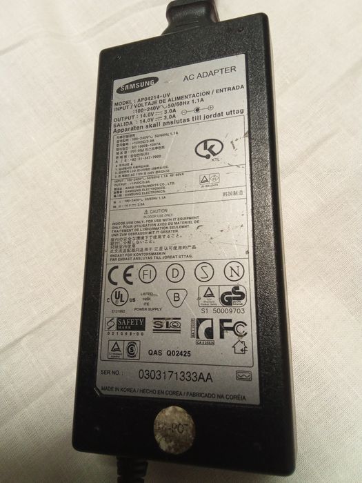 Монітор 21.5" LG Flatron E2240T-PN