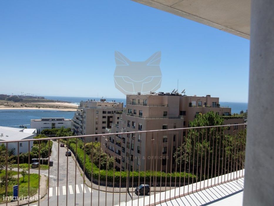 Apartamento T2com vista rio em condomínio fechado