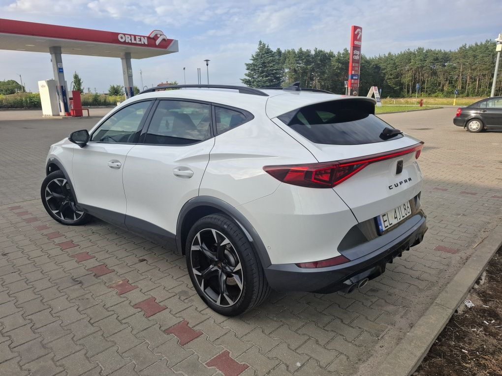 Cupra Formentor VZ, moc 400 km, nowe opony, hamulce, bezwypadk
