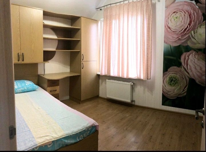 Сдам дом  Совиньон генератор 3 к евроремонт,место для авто можно живот