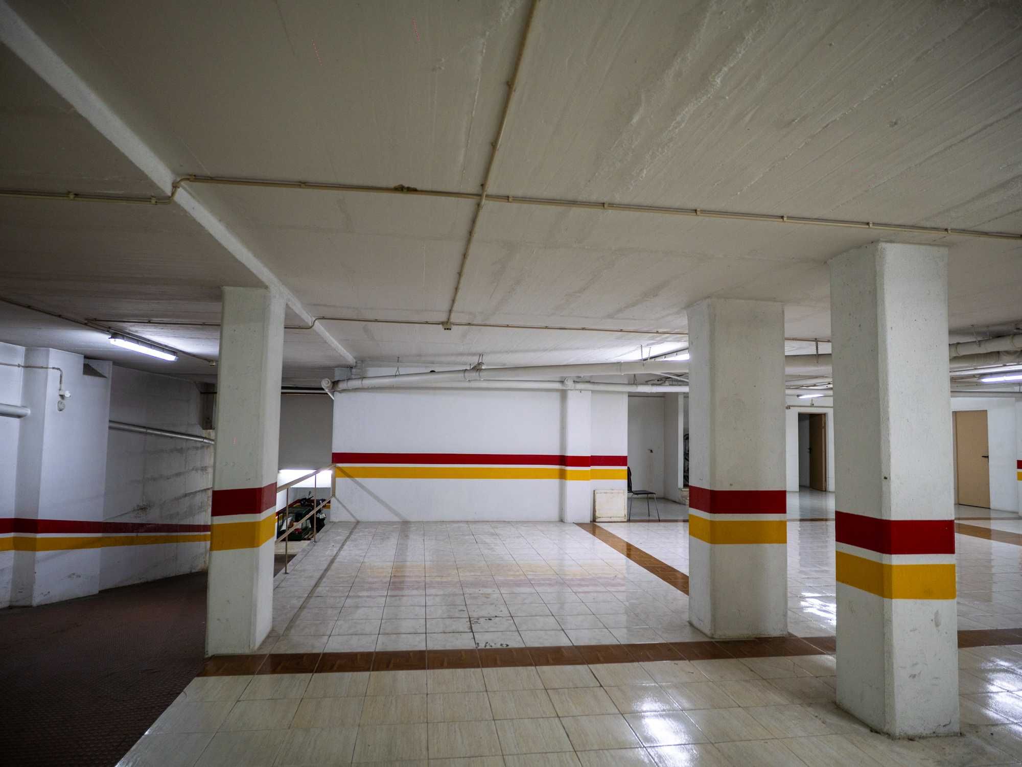 Escritório / Loja Lumiar com 1 lugar Garagem
