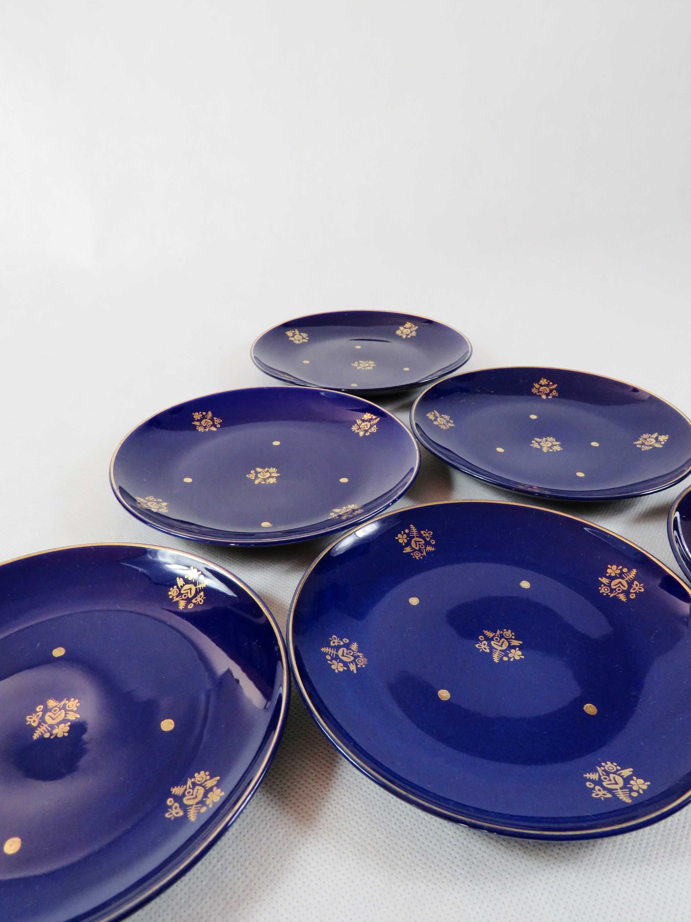 Talerze deserowe Pruszków PRL kobaltowe talerzyki pozłacane Porcelana