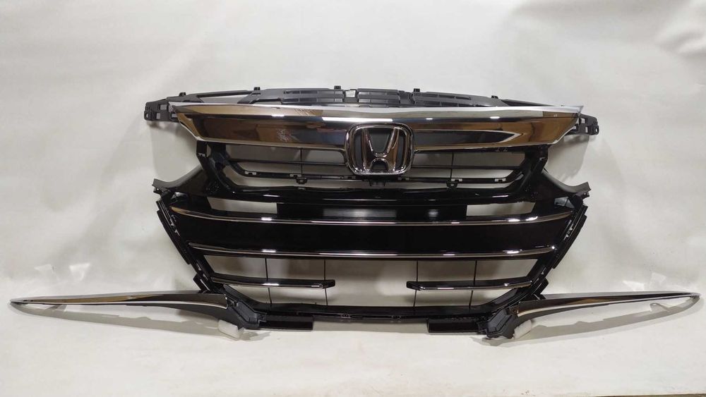 Решітка радіатора Решетка радиатора Honda Accord (всі з 2008 по 2024р)