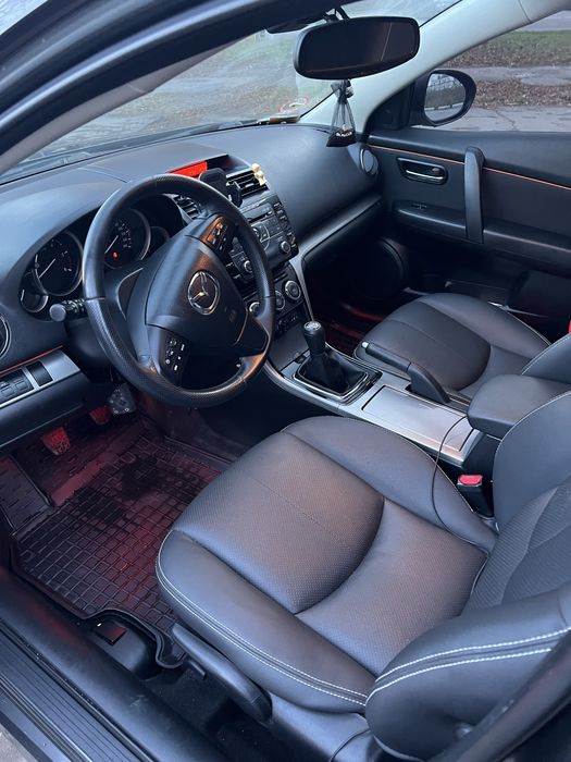 Mazda 6 GH 2011 р. 2.2 дизель