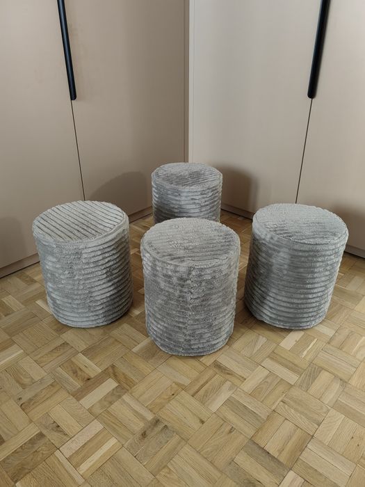 Pufa / Pufy ze zdejmowanym pokrowcem - stan idealny