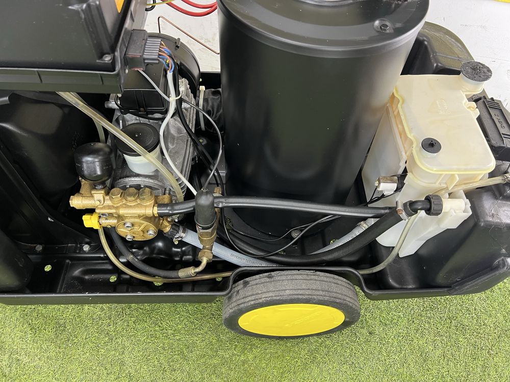 Myjka ciśnieniowa Karcher HDS 895 •  180 bar 900l/h 150 stopni