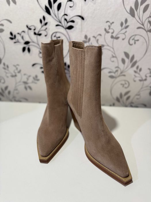 Жіночі чоботи козаки Alma en Pena, 40р.