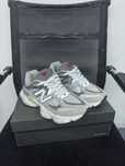 Buty New Balance 9060 Cloud Grey nowy z metką EU.39.5