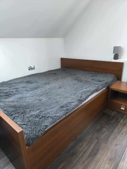Łóżko do sypialni 140 plus szafka nocna