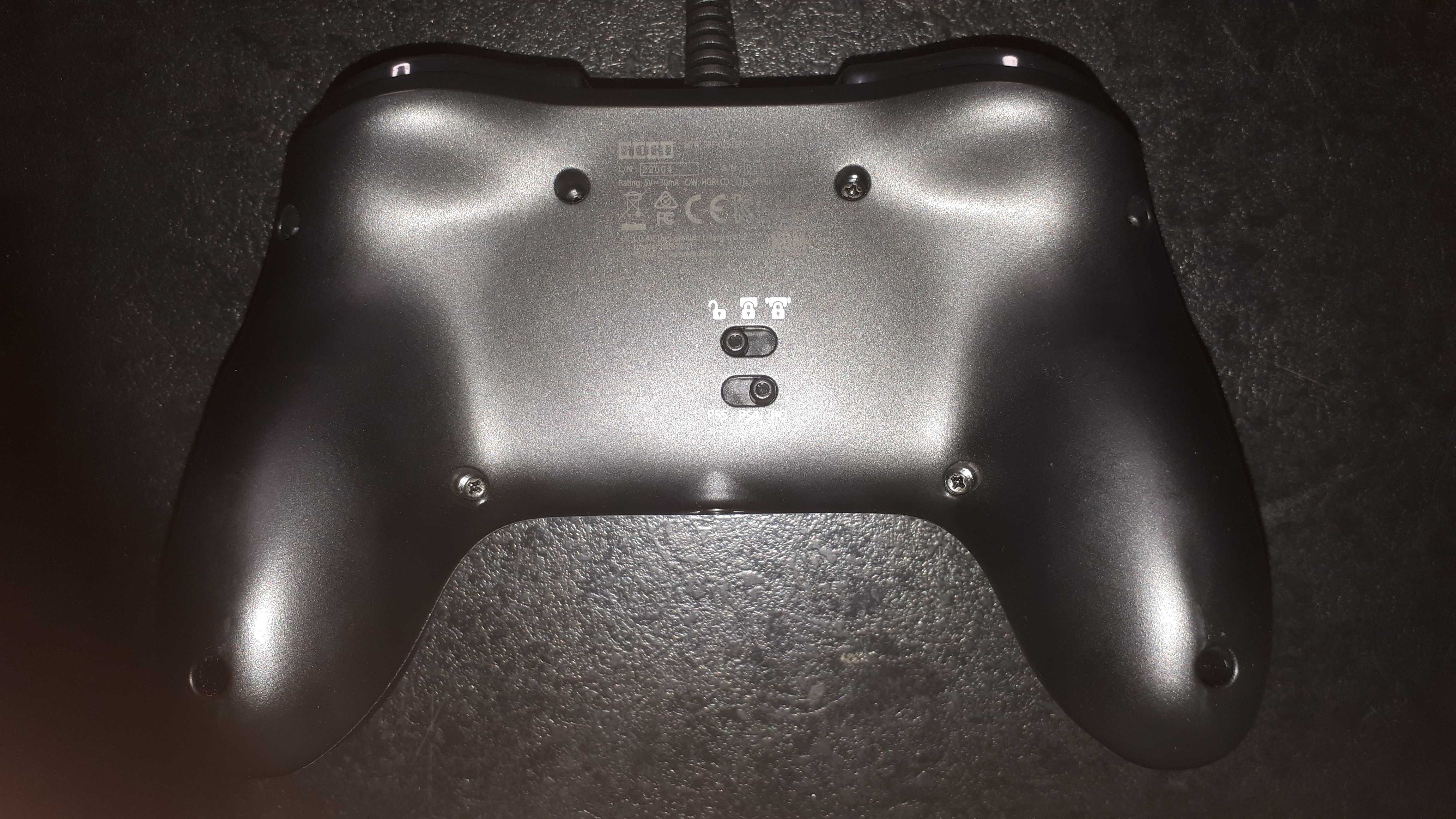 Pad Hori Fighting Commander OCTA (PS4/PS5/PC)