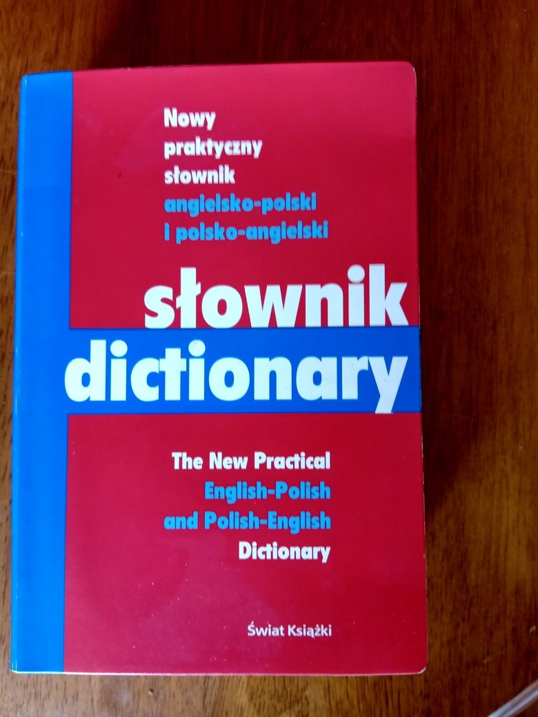 Słownik polsko-angielski angielsko-polski.