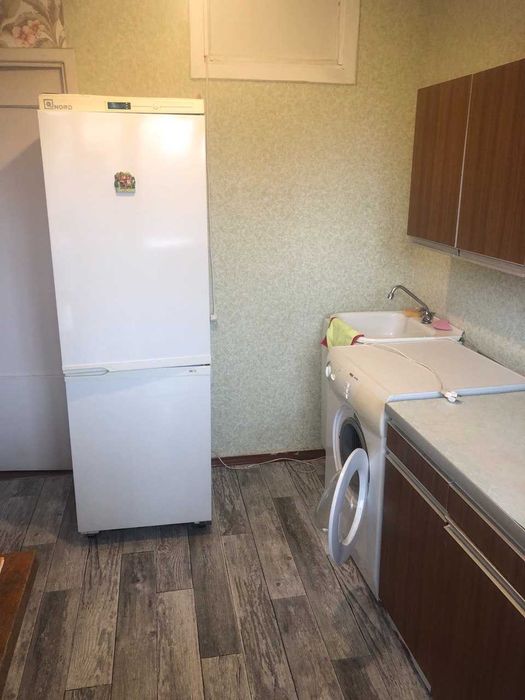 Цегляний будинок. Зручний 2й поверх. Хороший район