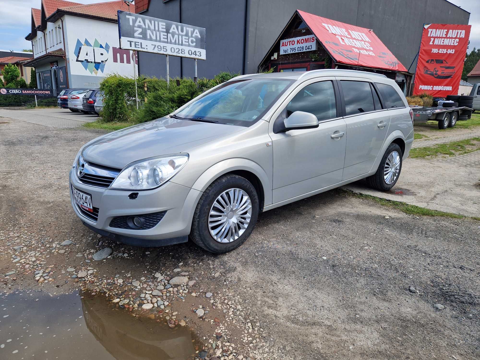 Opel Astra z Danii ! Zarejestrowany ! Benzyna ! 2010 Rok ! Klima !