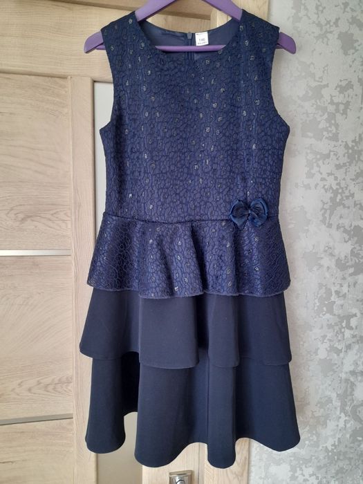 Сарафан шкільний 9-10 р., 146 см.