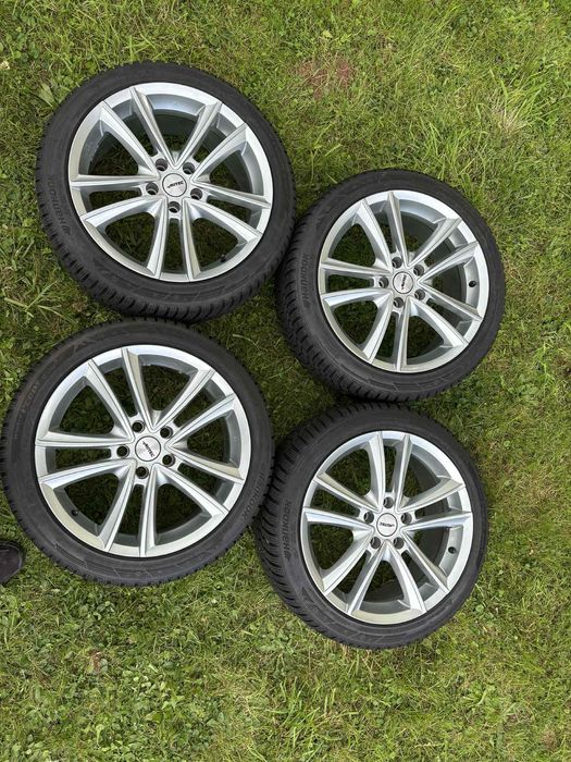 komplet 4 felg aluminiowych ATU 18 cali  z oponami zimowymi 2023 roku.
