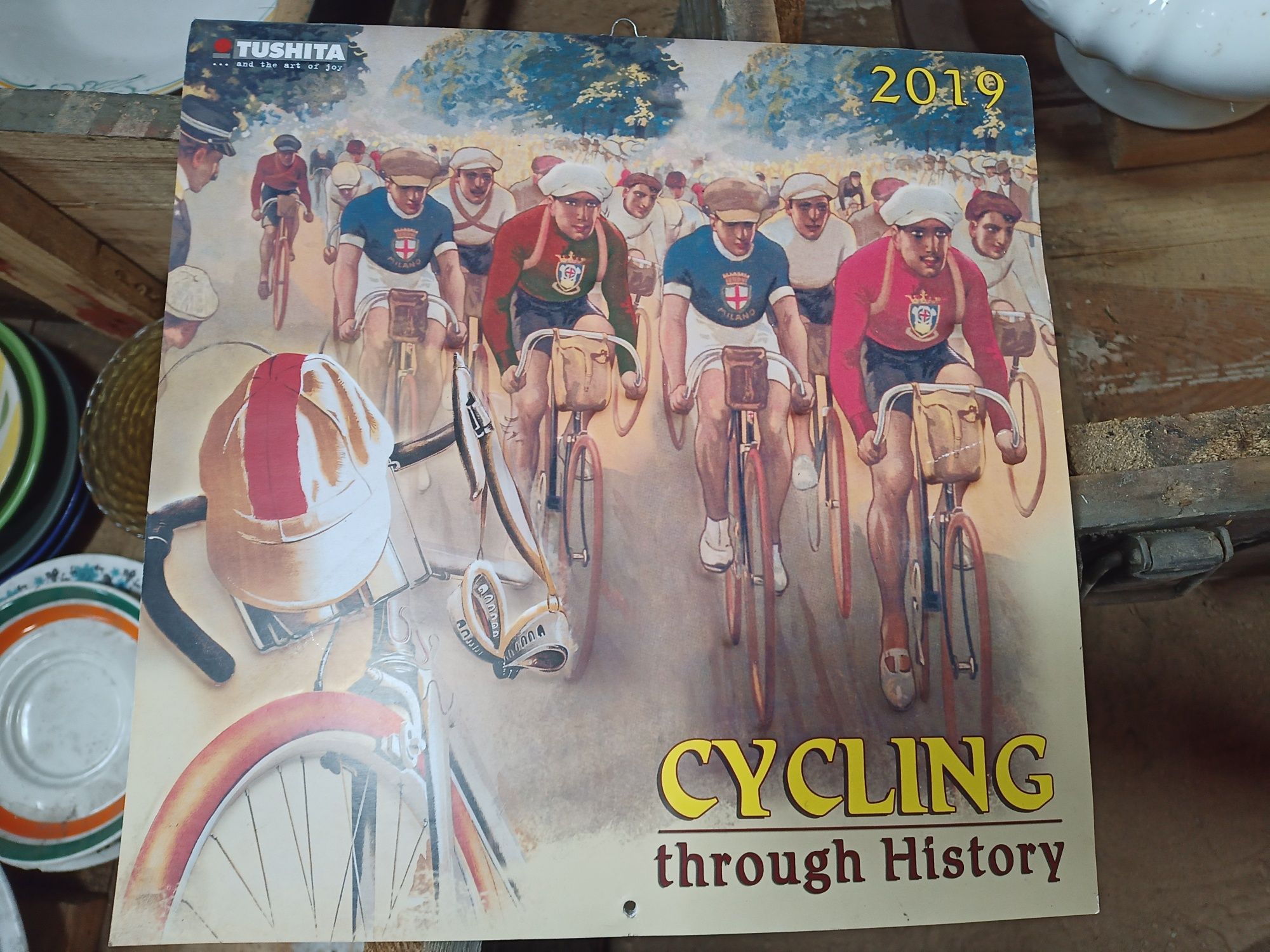 Stary kolekcjonerski kalendarz cyklistów z 2019 roku
